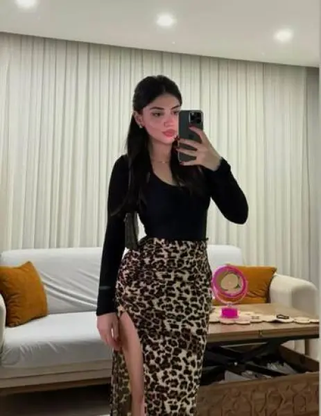 SARIYER VIP Escort CEYDA - Doğrulanmış Model